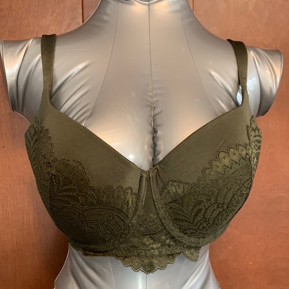 SALE!! So Free lined bra 32DDD